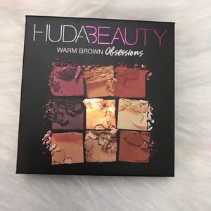 NWOT Huda Beauty Warm Brown Obsessions